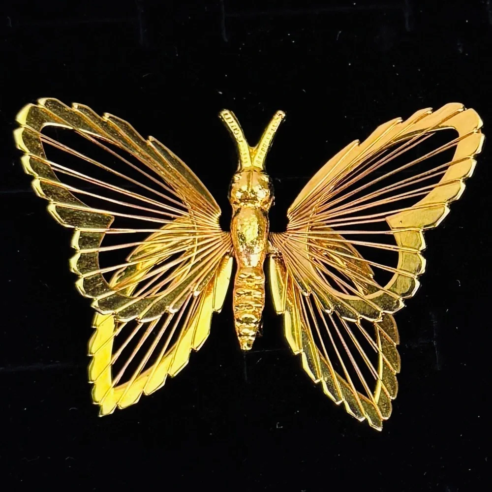 Vintage Monet, textured goldtone, 3-D butterfly brooch, pin